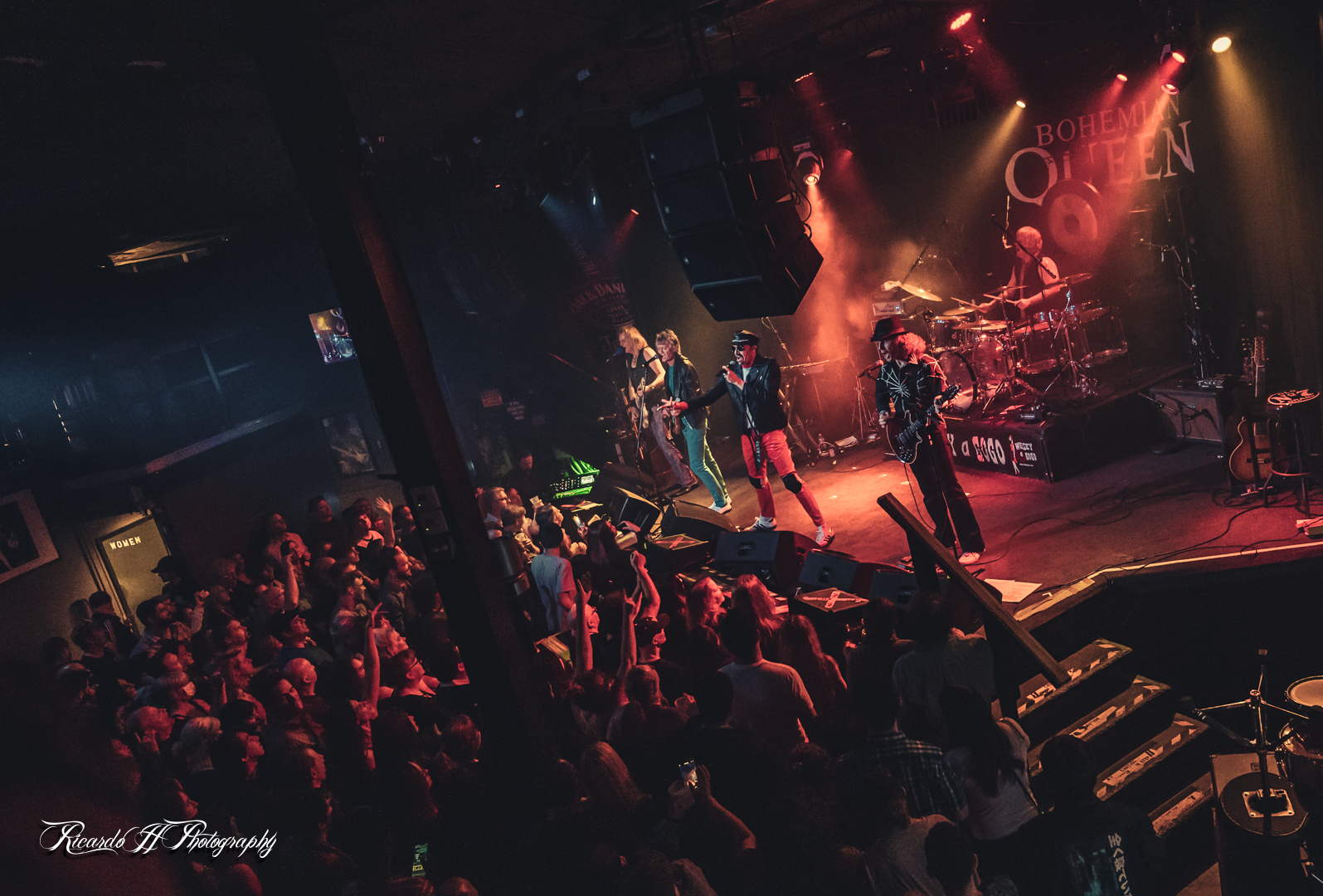 Bohemian Queen on stage with audience
